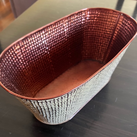 Yankee Candle Copper-colored Tin Basket Container
